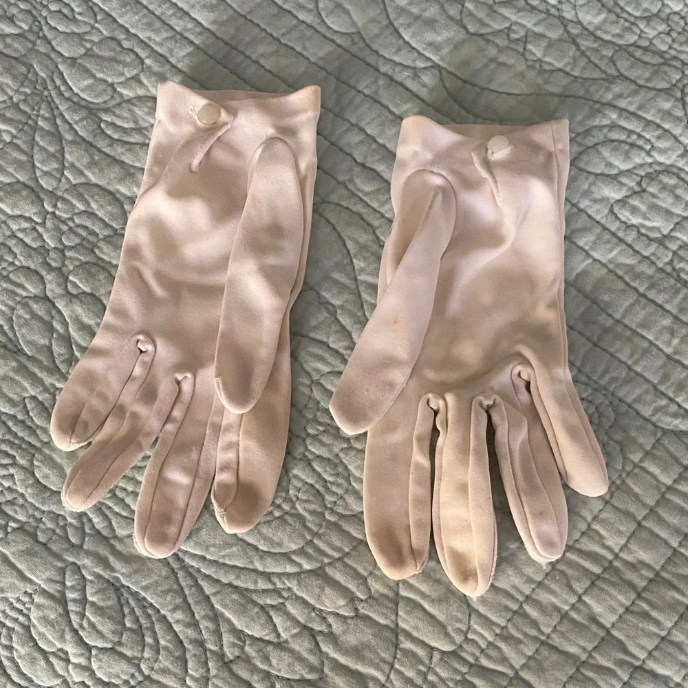 Vintage White Gloves